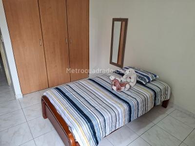 Apartamento de 3 alcobas en venta en Lorena, Medellín, 112 m² · foto 10 de 18