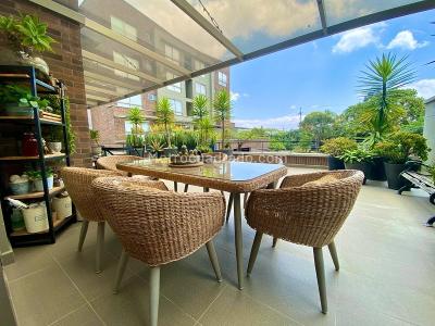 Apartamento de 2 alcobas en venta en Llanogrande, Rionegro, 120 m² · foto 3 de 12