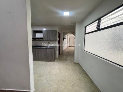 Apartamento de 4 alcobas en venta en Obrero, Envigado, 132 m² · foto 4 de 19