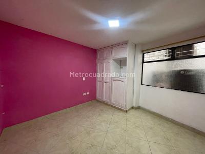 Apartamento de 4 alcobas en venta en Obrero, Envigado, 132 m² · foto 12 de 19