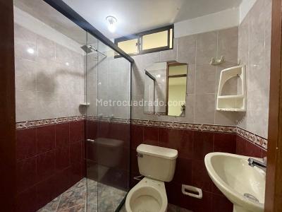 Apartamento de 4 alcobas en venta en Obrero, Envigado, 132 m² · foto 15 de 19