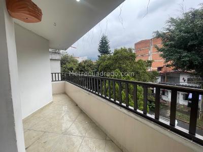 Apartamento de 4 alcobas en venta en Obrero, Envigado, 132 m² · foto 18 de 19