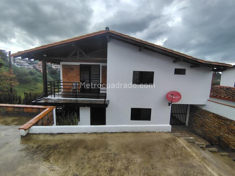 2BR House in Otro (96 m²)