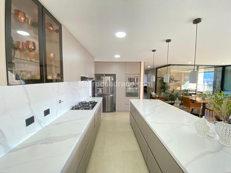 Elegant 3BR Apartment in Santa Maria De Los Angeles - 3