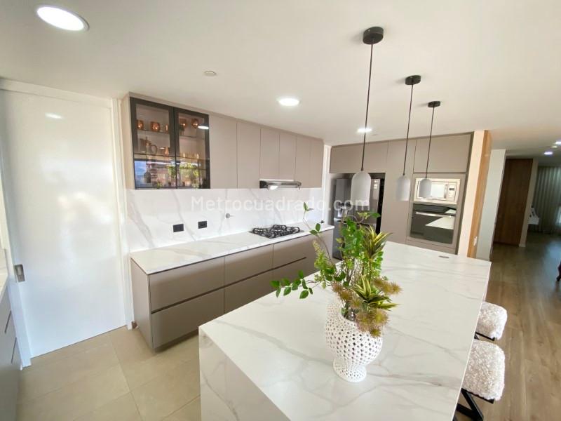 Elegant 3BR Apartment in Santa Maria De Los Angeles - 7