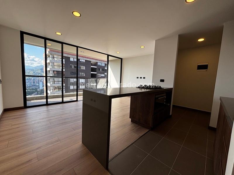 Apartamento en Arriendo, El Trianon, Envigado - 3