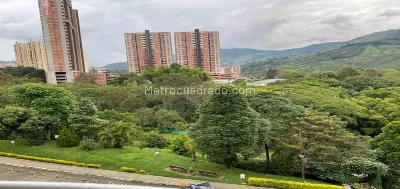 Apartamento de 3 alcobas en venta en Suramerica, Itagüí, 72 m² · foto 5 de 5