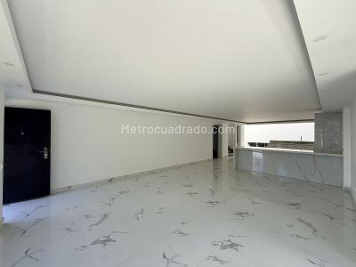Casa de 3 alcobas en venta en Llanogrande, Rionegro, 320 m² · foto 3 de 20