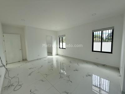 Casa de 3 alcobas en venta en Llanogrande, Rionegro, 320 m² · foto 8 de 20