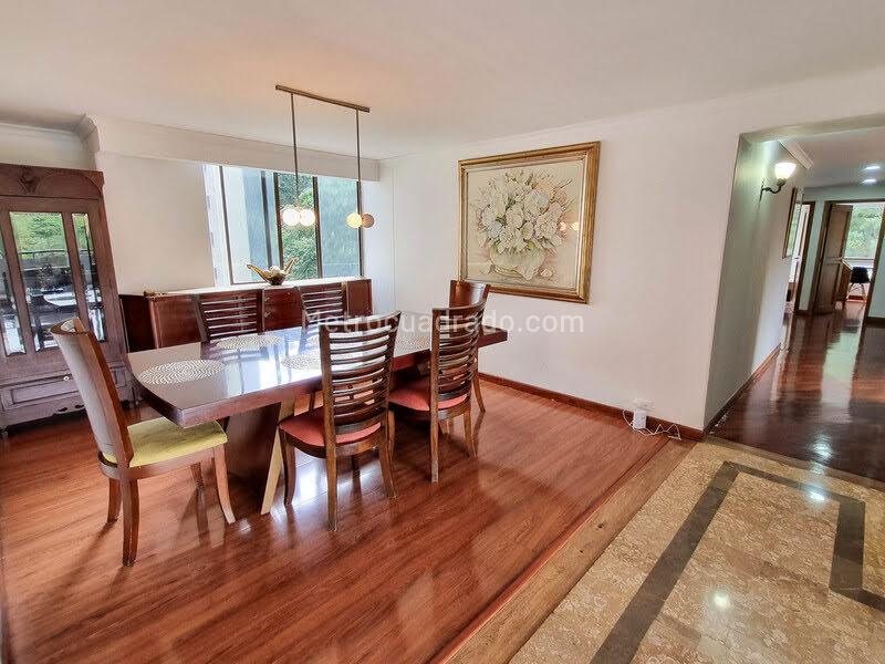 Apartamento Elegante de 4 Alcobas en San Lucas, El Poblado - 3
