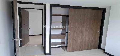 Apartamento de 2 alcobas en venta en San Jose, Sabaneta, 85 m² · foto 12 de 20