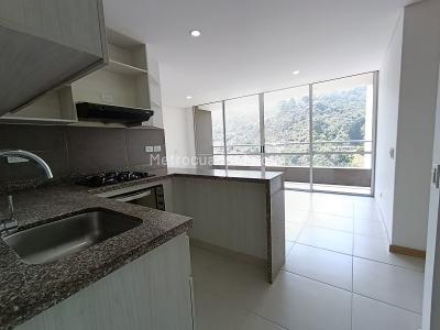 Apartamento de 3 alcobas en arriendo en Otro, Sabaneta, 85 m² · foto 4 de 15