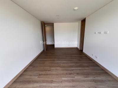 Apartamento de 3 alcobas en venta en Rio Negro, Rionegro, 139 m² · foto 6 de 16