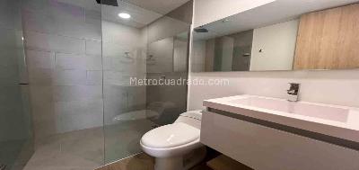 Apartamento de 3 alcobas en venta en Rio Negro, Rionegro, 139 m² · foto 10 de 16