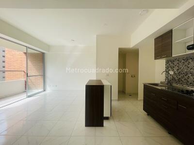Apartamento de 2 alcobas en venta en Bello, Bello, 64 m² · foto 2 de 17