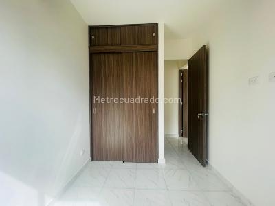 Apartamento de 2 alcobas en venta en Bello, Bello, 64 m² · foto 7 de 17