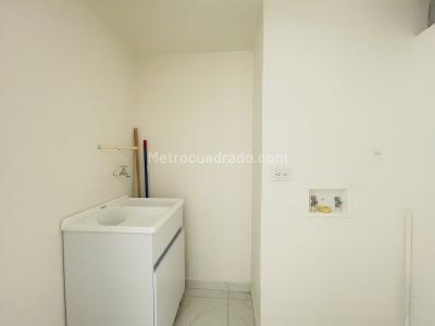 Apartamento de 2 alcobas en venta en Bello, Bello, 64 m² · foto 15 de 17