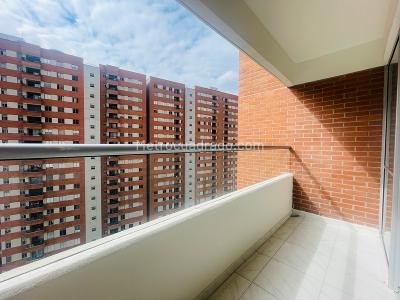 Apartamento de 2 alcobas en venta en Bello, Bello, 64 m² · foto 16 de 17