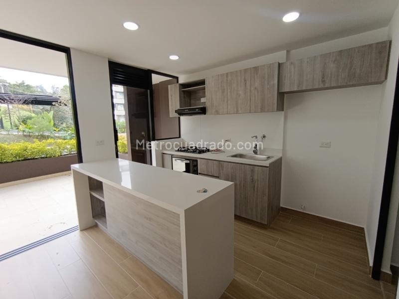3BR Apartment in La Maria (95 m²) - 3