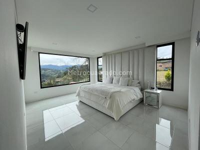 Casa de 4 alcobas en arriendo en Pantanillo, Bogotá, 361 m² · foto 14 de 20