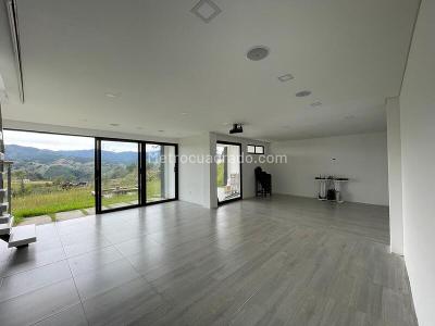 Casa de 4 alcobas en arriendo en Pantanillo, Bogotá, 361 m² · foto 3 de 20