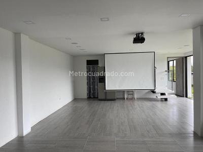 Casa de 4 alcobas en arriendo en Pantanillo, Bogotá, 361 m² · foto 5 de 20