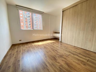 Apartamento de 2 alcobas en arriendo en Patio Bonito, Medellín, 75 m² · foto 7 de 14