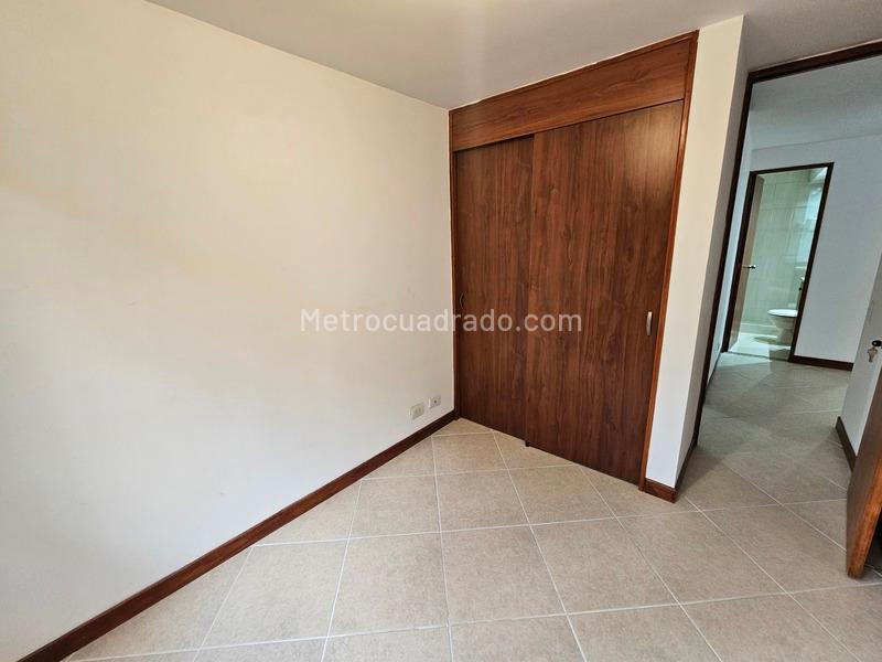 Apartamento en Castropol de 2 Alcobas con Balcón - 5