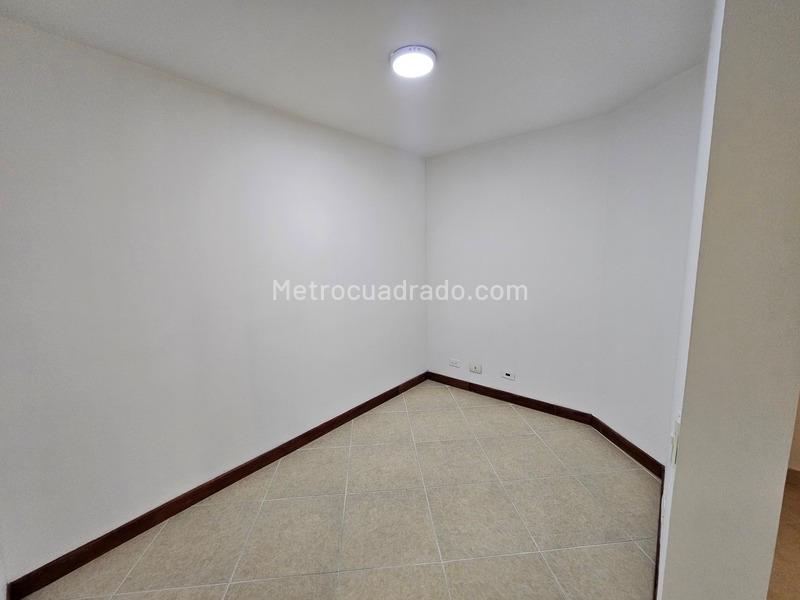 Apartamento en Castropol de 2 Alcobas con Balcón - 9
