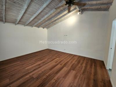 Casa en arriendo en Manila, Medellín · foto 12 de 20