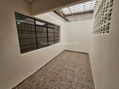 Casa en arriendo en Manila, Medellín · foto 19 de 20