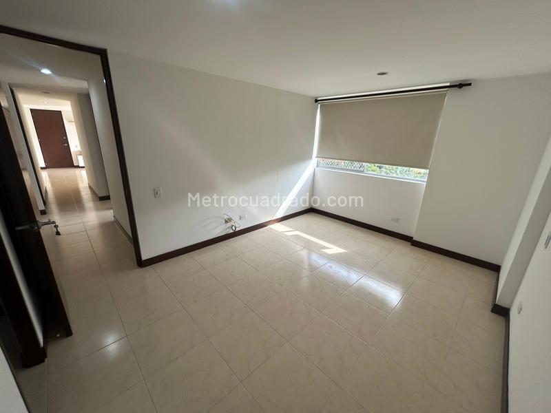 3BR Apartment in Loma Del Escobero (95 m²) - 5