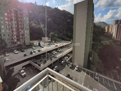 Apartamento de 3 alcobas en venta en Rodeo Alto, Medellín, 60 m² · foto 13 de 14