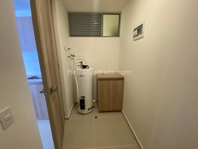 Apartamento de 3 alcobas en arriendo en El Poblado, Medellín, 120 m² · foto 12 de 14