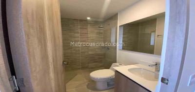 Apartamento de 3 alcobas en arriendo en El Poblado, Medellín, 120 m² · foto 8 de 14