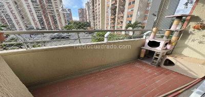 Apartamento de 3 alcobas en venta en Ditaires, Itagüí, 76 m² · foto 12 de 17