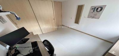 Apartamento de 3 alcobas en venta en Ditaires, Itagüí, 76 m² · foto 5 de 17