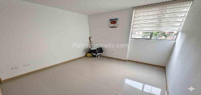 Apartamento de 3 alcobas en venta en Ditaires, Itagüí, 76 m² · foto 6 de 17