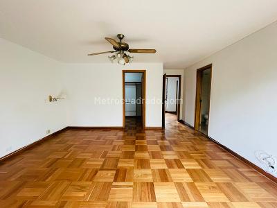 Apartamento de 4 alcobas en venta en El Poblado, Medellín, 260 m² · foto 12 de 20