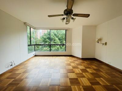 Apartamento de 4 alcobas en venta en El Poblado, Medellín, 260 m² · foto 13 de 20