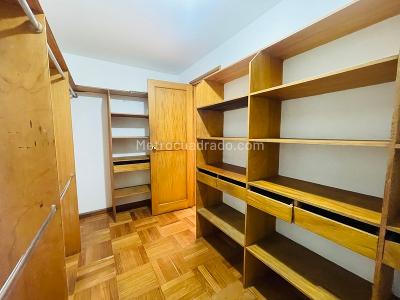 Apartamento de 4 alcobas en venta en El Poblado, Medellín, 260 m² · foto 20 de 20