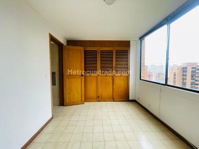 Apartamento de 4 alcobas en venta en El Poblado, Medellín, 260 m² · foto 8 de 20