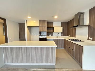 Apartamento en venta en Loma De Las Brujas, Envigado · foto 4 de 20