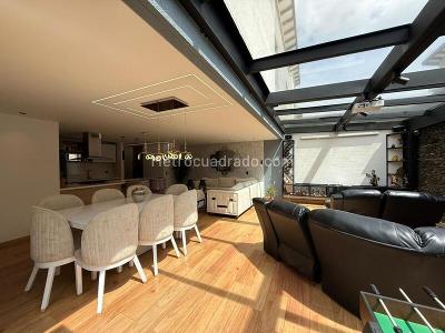 Casa de 5 alcobas en venta en Barro Blanco Y Zona Franca, Rionegro, 185 m² · foto 2 de 20