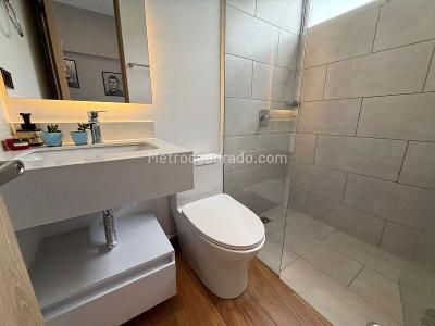 Casa de 5 alcobas en venta en Barro Blanco Y Zona Franca, Rionegro, 185 m² · foto 17 de 20