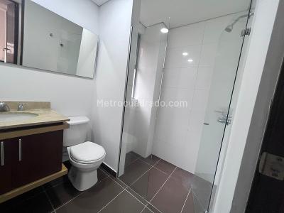 Apartamento en arriendo en Castropol, Medellín · foto 11 de 13