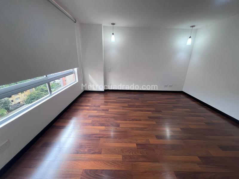 Apartamento en Castropol, El Poblado (Piso 9) de 2 Alcobas - 6