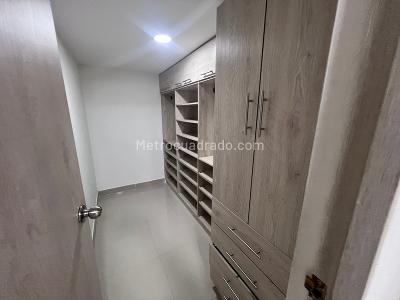 Casa en arriendo en El Poblado, Medellín · foto 13 de 20