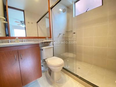 Apartamento en arriendo en El Poblado, Medellín · foto 10 de 13