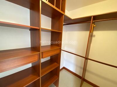 Apartamento en arriendo en El Poblado, Medellín · foto 9 de 13